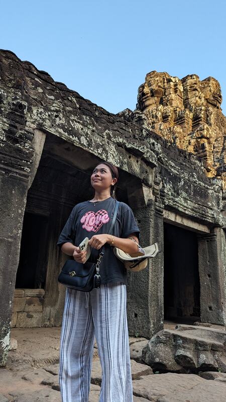 Lyly at Bayon temple