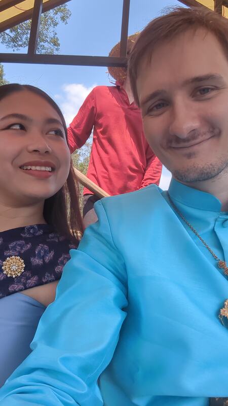 Lyly and Marco in traditional Khmer clothes